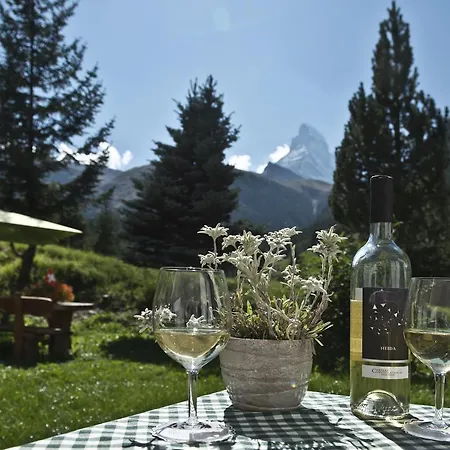 Plateau Rosa Szálloda 3*