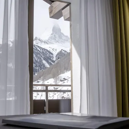 Plateau Rosa Otel
