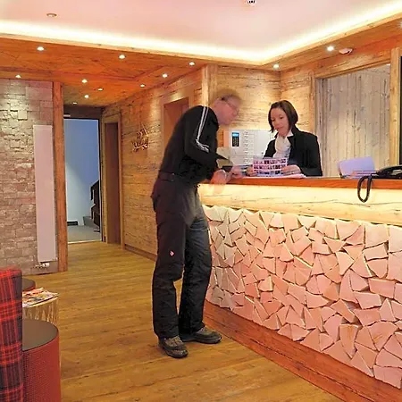 Plateau Rosa Hotel 3*