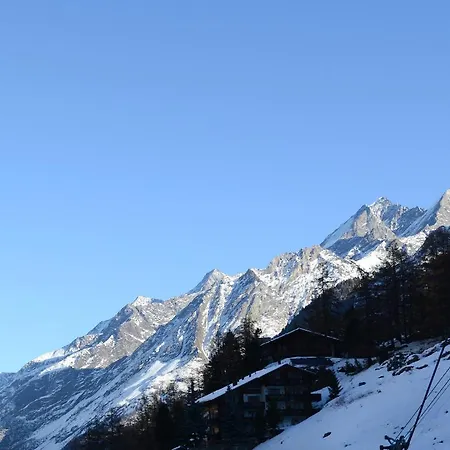 Szálloda Plateau Rosa 3*